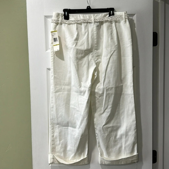 Jones New York Pants - Picture 5 of 12
